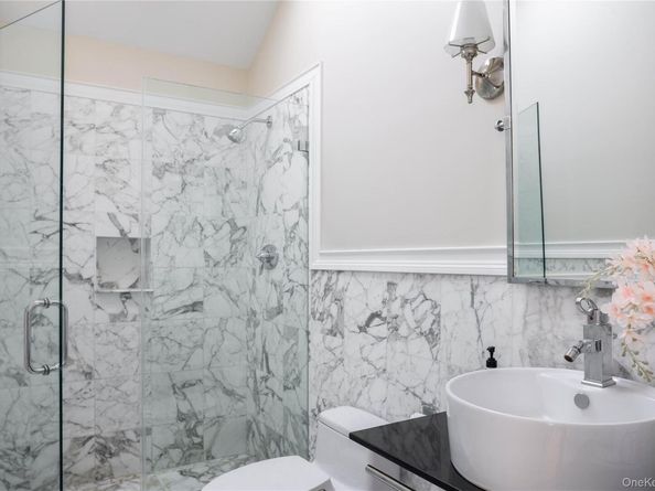 3 Clay Pit Road, Remsenburg NY 11960