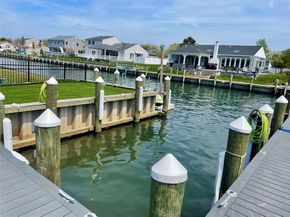 505 East Drive, Copiague NY 11726