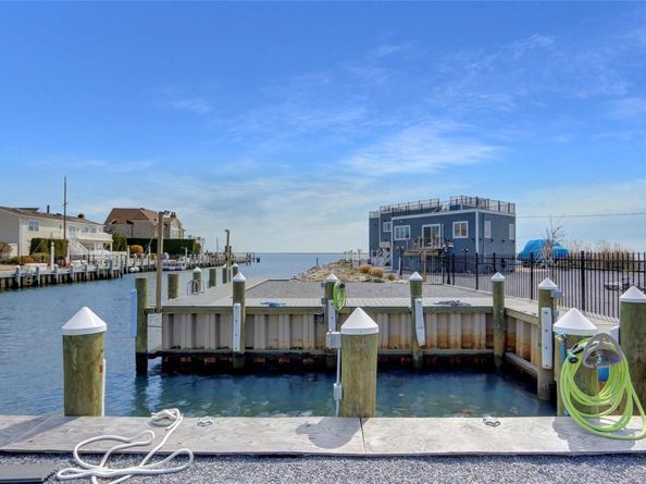 505 East Drive, Copiague NY 11726