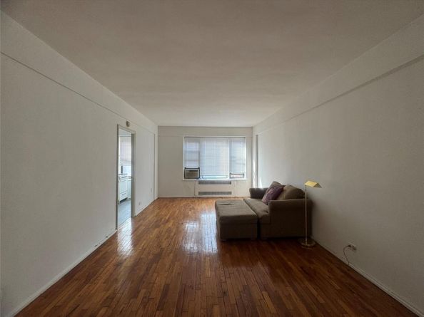 99-21 67th Rd 7K, Forest Hills NY 11375