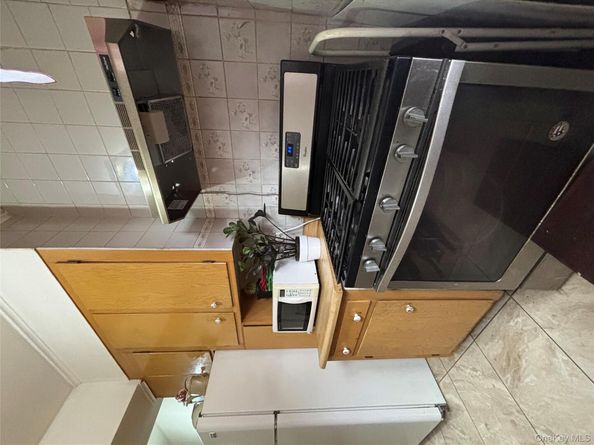 740 E 232 Street TB, Bronx NY 10466