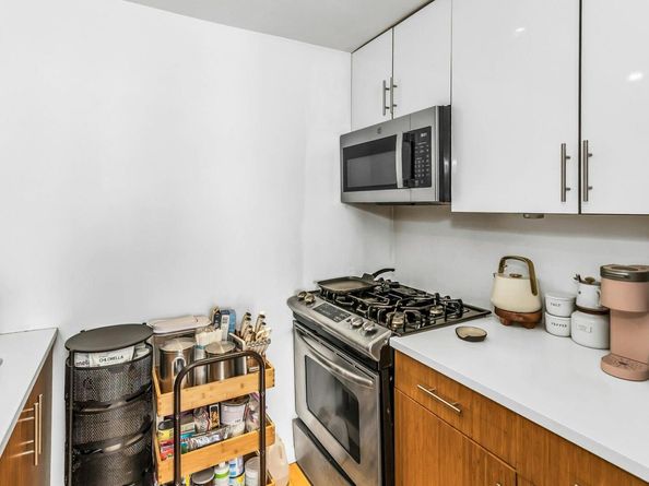 112-02 Northern Boulevard 6G, Corona NY 11368