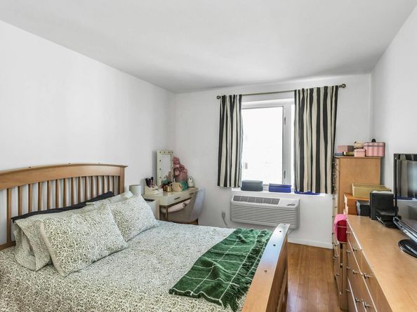 112-02 Northern Boulevard 6G, Corona NY 11368