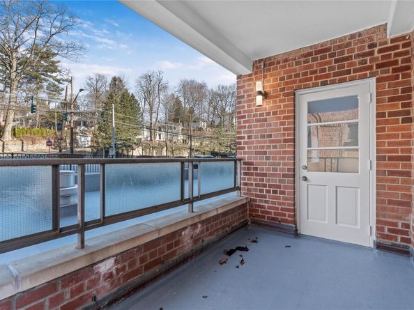 80 E Hartsdale Avenue 103, Hartsdale NY 10530