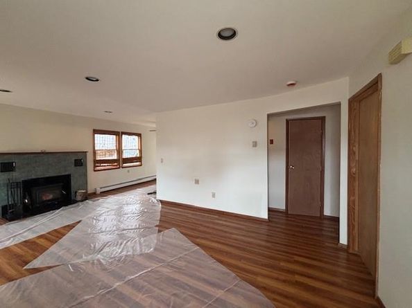 27 North Plaza, Amityville NY 11701