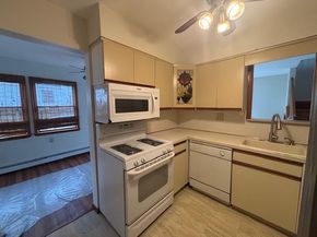 27 North Plaza, Amityville NY 11701