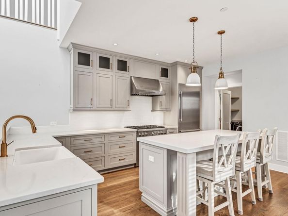 21 Honeysuckle Lane, Rye Brook NY 10573