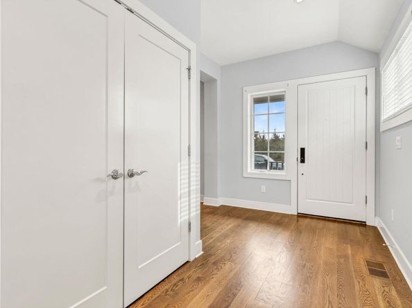 21 Honeysuckle Lane, Rye Brook NY 10573