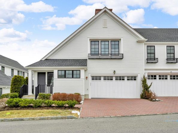 21 Honeysuckle Lane, Rye Brook NY 10573