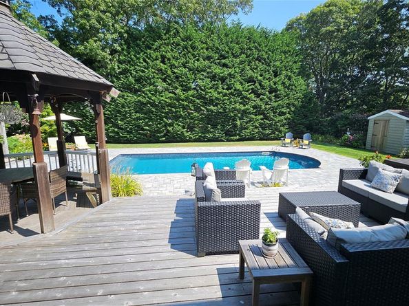 2 Bridle Path, Westhampton Beach NY 11978