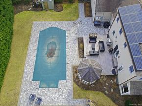 2 Bridle Path, Westhampton Beach NY 11978
