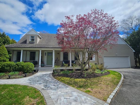 2 Bridle Path, Westhampton Beach NY 11978
