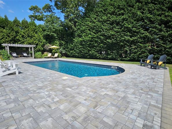2 Bridle Path, Westhampton Beach NY 11978