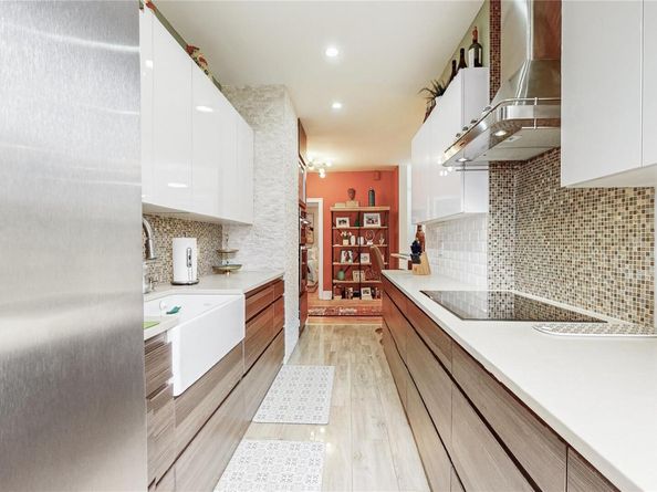 8310 35 Avenue 3O, Jackson Heights NY 11372