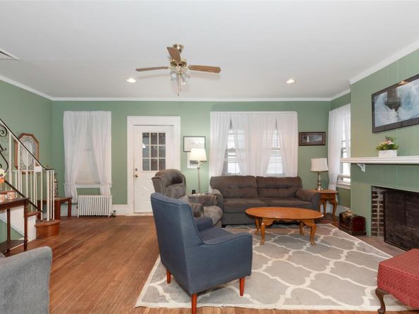 690 Minnieford Avenue, Bronx NY 10464