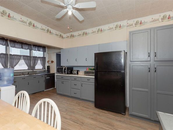 690 Minnieford Avenue, Bronx NY 10464