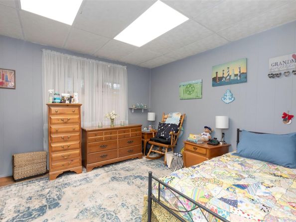 690 Minnieford Avenue, Bronx NY 10464