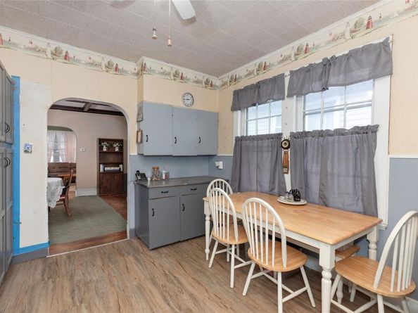 690 Minnieford Avenue, Bronx NY 10464