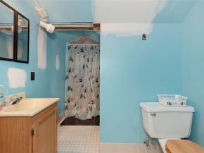 690 Minnieford Avenue, Bronx NY 10464