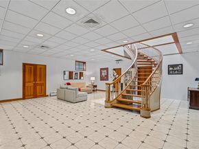 6 Summit Place, Malba NY 11357