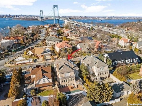 6 Summit Place, Malba NY 11357