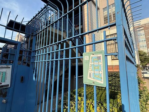 769 Saint Anns Avenue B, Bronx NY 10456