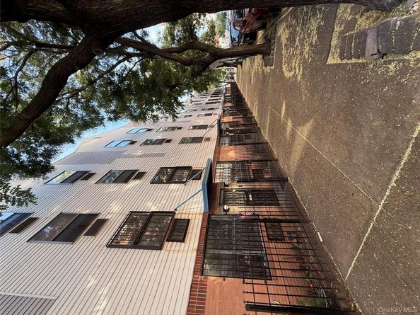 769 Saint Anns Avenue B, Bronx NY 10456