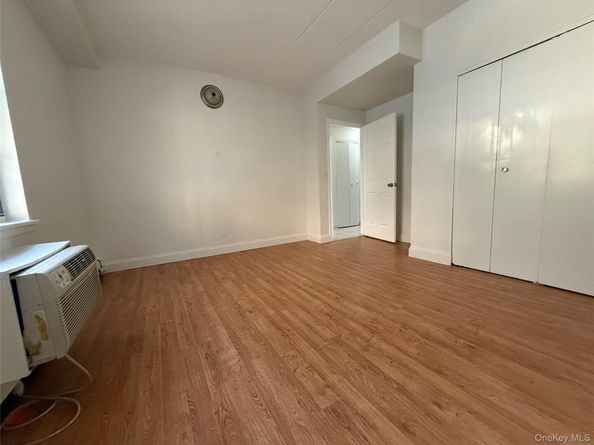 769 Saint Anns Avenue B, Bronx NY 10456