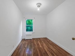 17209 Sayres Avenue 000000000000000000, Jamaica NY 11433