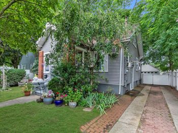 292 Ocean Avenue