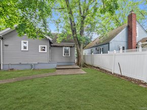 292 Ocean Avenue, East Rockaway NY 11518