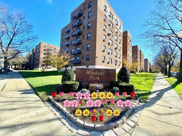 75-08 Bell Boulevard 2J, Bayside NY 11364