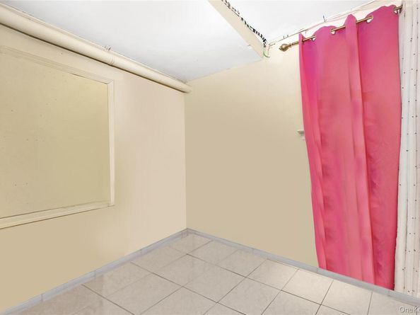 3152 Randall Avenue, Bronx NY 10465