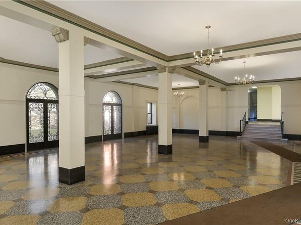 590 E 3rd Street 1G, Mount Vernon NY 10553