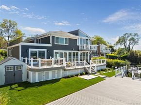 14 Shorecliff Place, Great Neck NY 11023