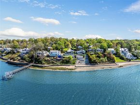 14 Shorecliff Place, Great Neck NY 11023