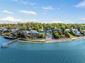14 Shorecliff Place, Great Neck NY 11023
