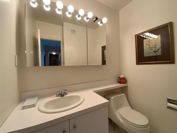 27010 Grand Central Parkway 29H, Floral Park NY 11005