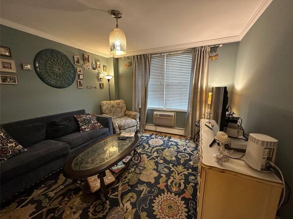 54-40 Little Neck Parkway 2K, Little Neck NY 11362