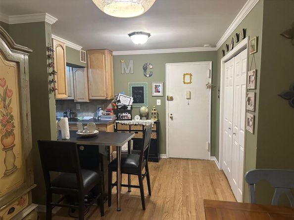 54-40 Little Neck Parkway 2K, Little Neck NY 11362