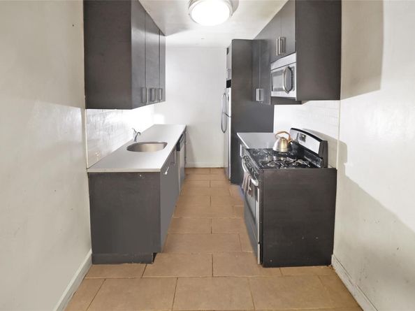 2105 Wallace Avenue 4A, Bronx NY 10462