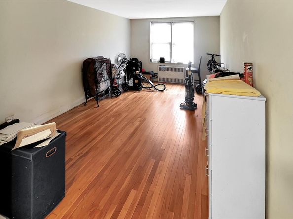 2105 Wallace Avenue 4A, Bronx NY 10462