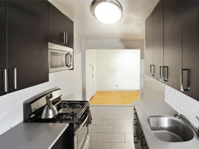 2105 Wallace Avenue 4A, Bronx NY 10462