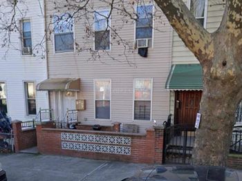 148 Somers Street