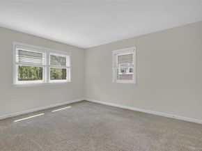 299 S River Road, Calverton NY 11933