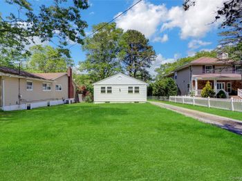 299 S River Road