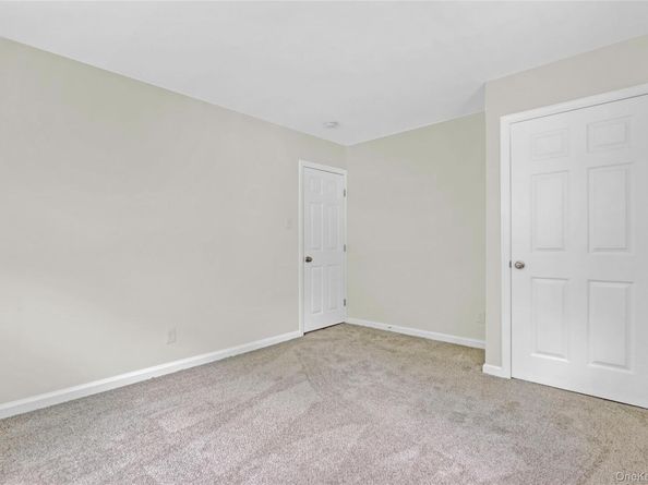 299 S River Road, Calverton NY 11933