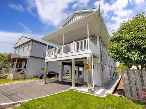 3717 Somerset Drive, Seaford NY 11783