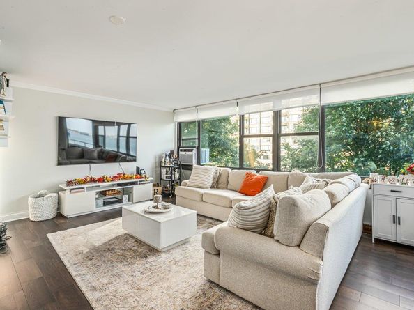 166-41 Powells Cove Boulevard 4B, Beechhurst NY 11357