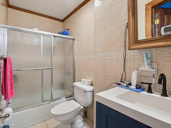 9406 76th Street, Ozone Park NY 11416